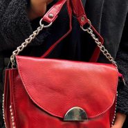 کیف زنانه دوشی سایز متوسط رنگ قرمز عمده کد 6466